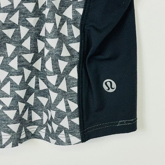 Lululemon Grey Triangle Lattice Racerback Stretch Tank Top Shirt Womens Small - Picture 3 of 6